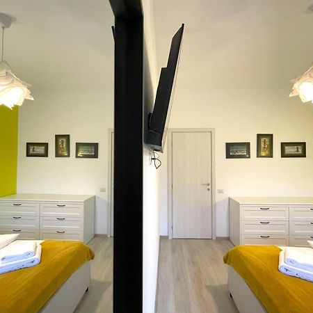 Cozy Riverfront Apartments With Garden And Mountain View บุชเตนี ภายนอก รูปภาพ